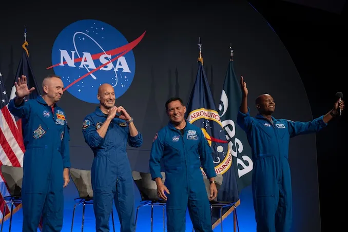 Spaceflight Now