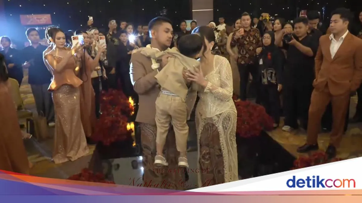 detikHOT
