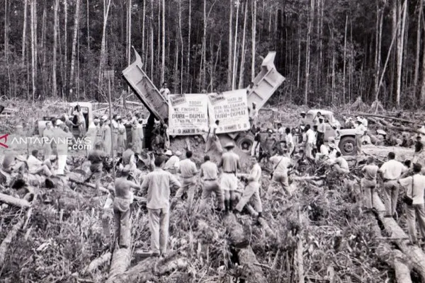 Warisan Era Kejayaan Migas yang Membentuk Riau: Dari Jalan Minyak hingga Infrastruktur Pendidikan