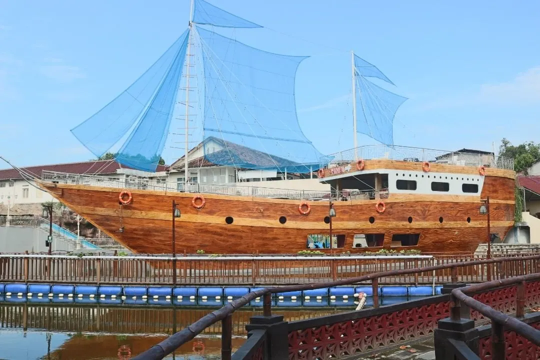 Floating Resto Sleman, Restoran Berkonsep Terapung yang Dibuka di Tengah Pandemi