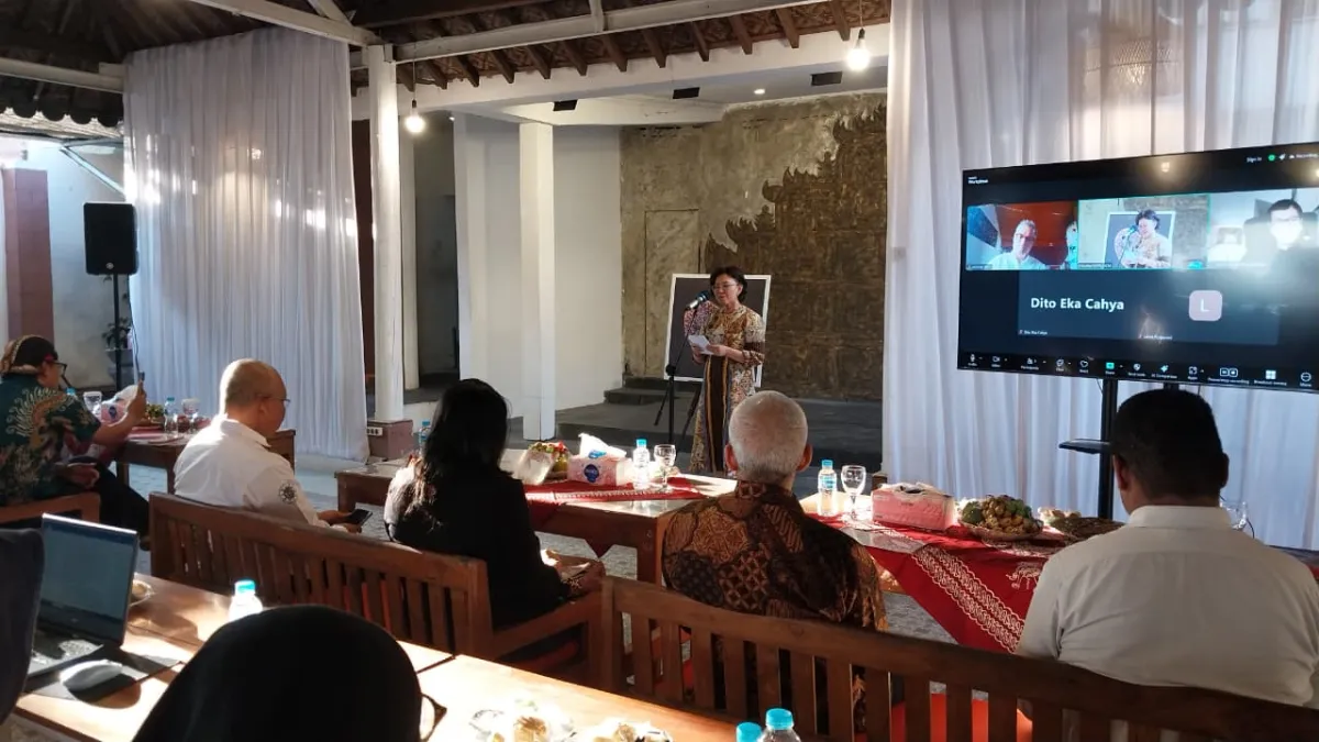 Perwakilan MAN 1 Yogyakarta Hadiri Pembukaan Pameran “Data Art: Indonesia, Life Behind Data” di Jogja Gallery