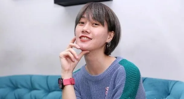 Ria SW Kembali Aktif Usai Hiatus 7 Bulan, Sekaligus Rilis Buku "Off The Record 3"