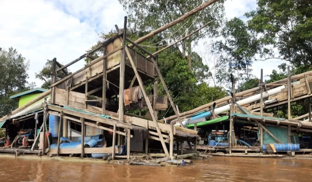 Aktivitas PETI di Samarangkai Sanggau Disorot, Warga Sebut Ada Dugaan Penadah Emas Jadi Penggerak