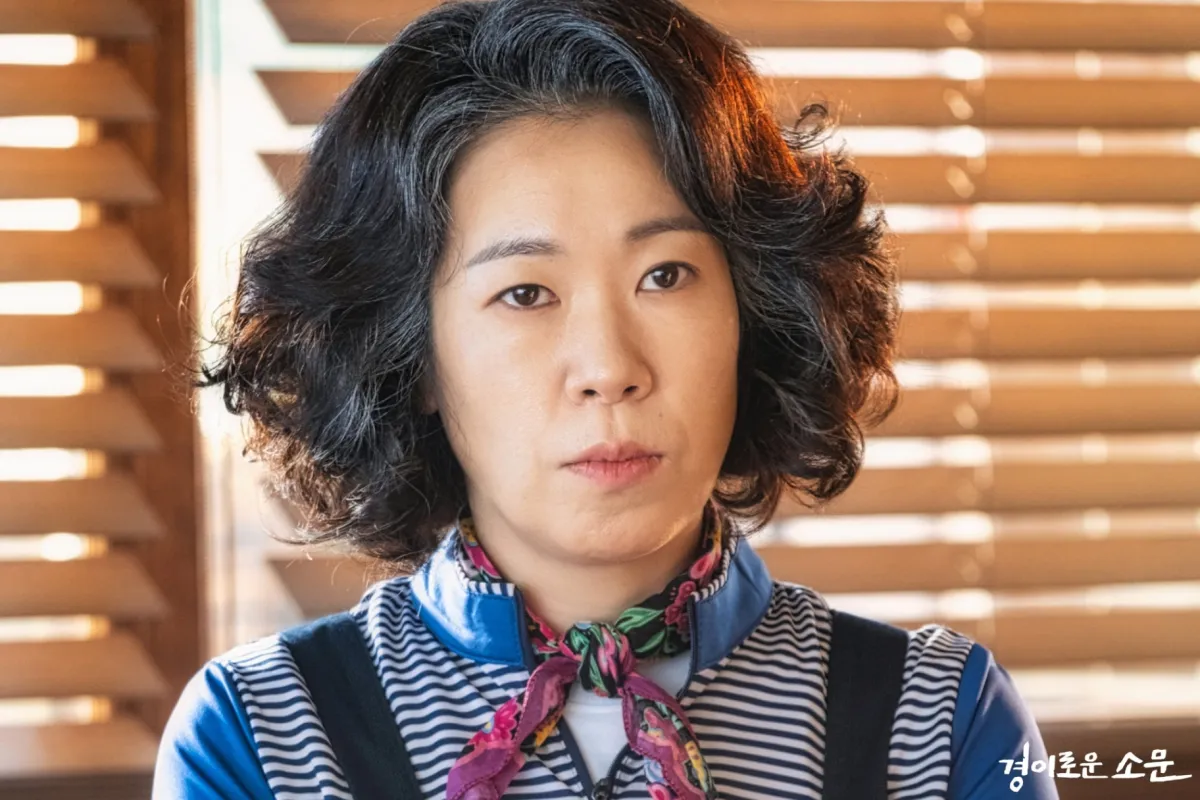 Profil Yeom Hye-Ran: Jejak Karier, Karya, dan Penghargaan Aktris Senior Korea Selatan