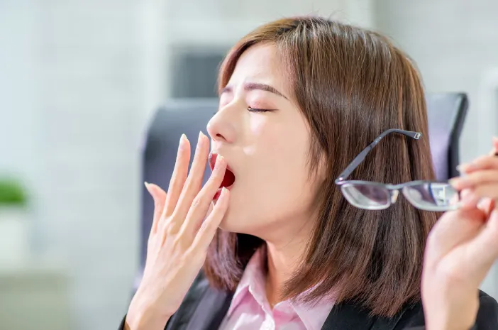 Tips Mengurangi Kantuk saat Bekerja di Pagi Hari