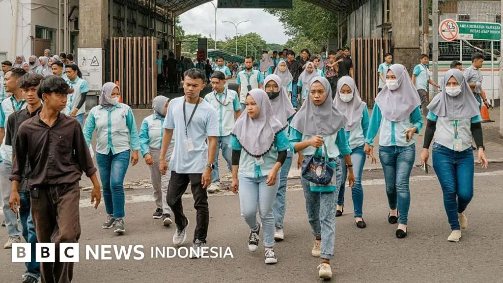 Tarif Timbal Balik Trump: Risiko PHK hingga Peluang Rebut Pasar Ekspor bagi Indonesia