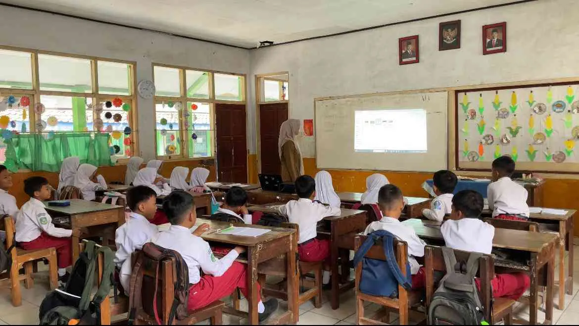 Etika Penggunaan Teknologi oleh Guru dalam Proses Pembelajaran