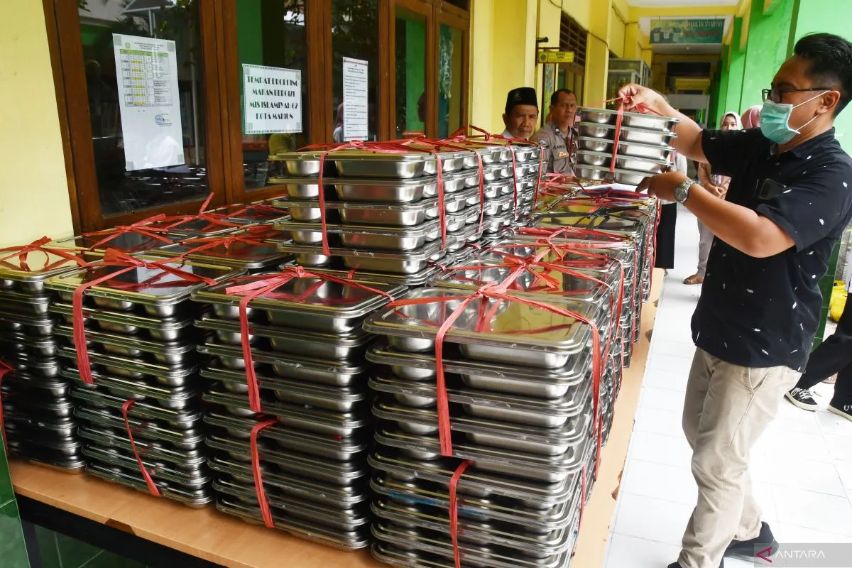 Program Makan Bergizi Gratis dan Dampaknya bagi Rantai Pasok Pangan serta Ekonomi Lokal