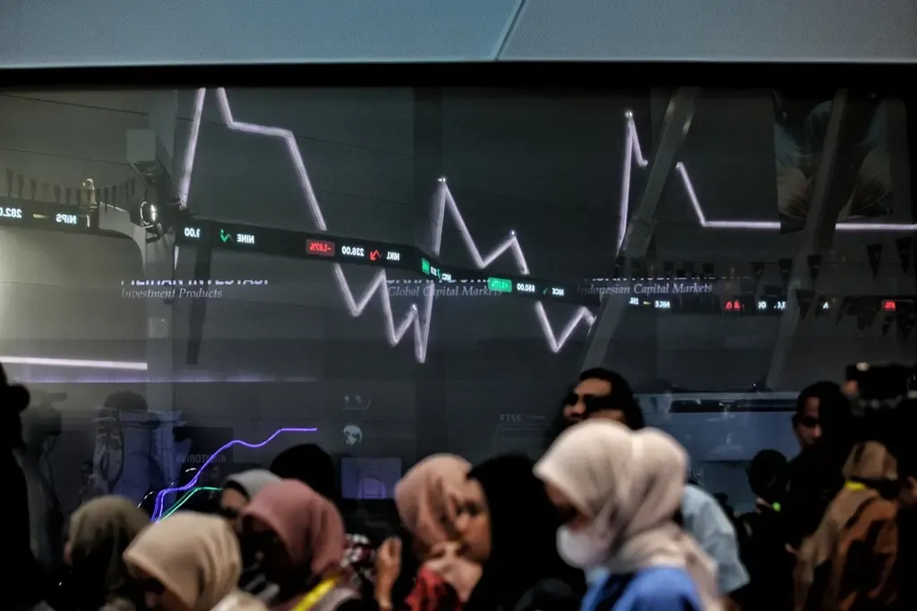 IHSG Sempat Anjlok hingga Trading Halt, Lalu Menguat di Mei 2025: Apa Pendorong dan Risiko Berikutnya?