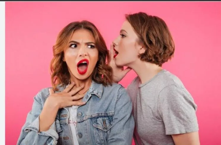 Stigma Perempuan dan Gosip: Bias Sosial di Balik Kebiasaan yang Alami