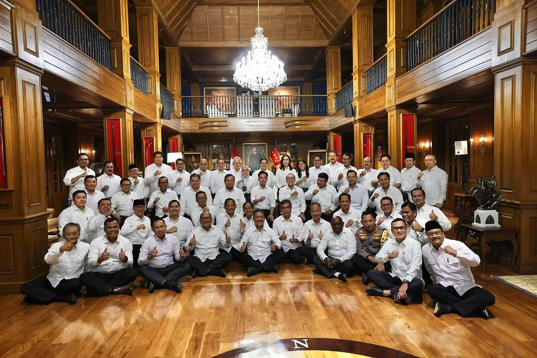 Pembekalan Calon Menteri di Hambalang: Sorotan Publik dan Dugaan Motif Psikologis di Baliknya