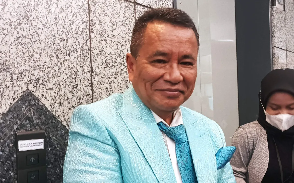 Hotman Paris Ungkap Dugaan Kedekatan Raffi Ahmad dan Nita Gunawan di Program Televisi