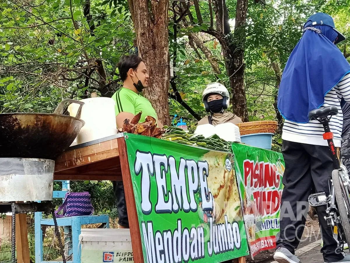 Tempe Mendoan Khas Banyumas Kini Bisa Dinikmati di Jalan Kusuma Bangsa Jombang