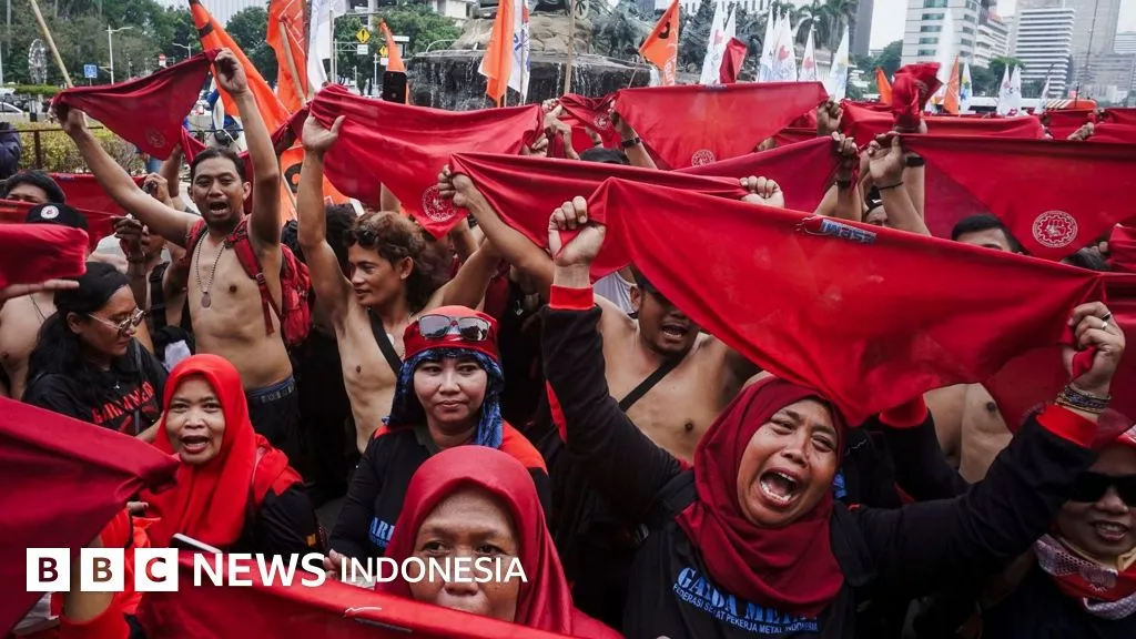 Putusan MK Ubah Sejumlah Pasal UU Cipta Kerja: Dampak ke Upah Minimum, PHK, dan Kepastian Investasi