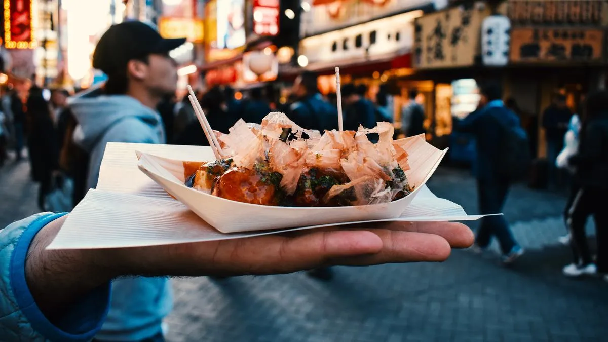 Resepsi Pernikahan Ini Sajikan Jajanan Kaki Lima, Pedagang Datang Membawa Gerobak