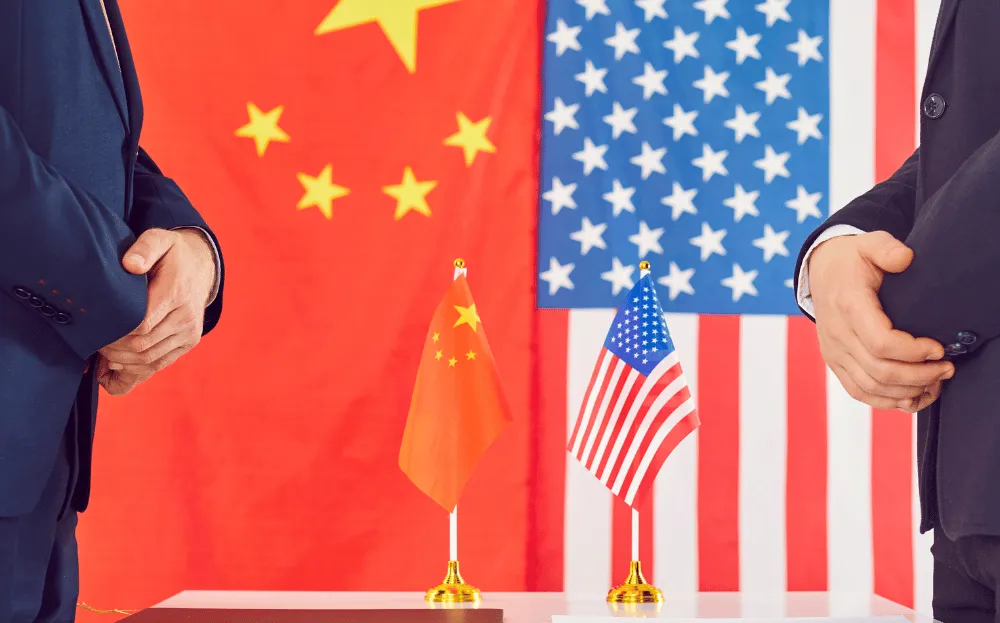 Harga Emas Menguat di Tengah Memanasnya Perang Tarif AS–China, Ini Pemicunya