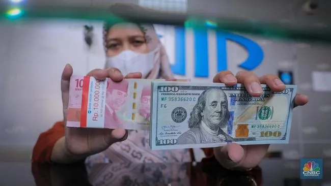 Utang Luar Negeri Indonesia Tembus US$400,9 Miliar, Rupiah Melemah Tipis