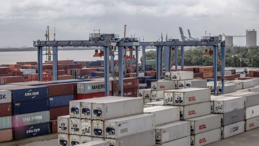 Dong Vietnam Melemah di Tengah Kekhawatiran Pemangkasan Suku Bunga dan Risiko Arus Keluar Dana