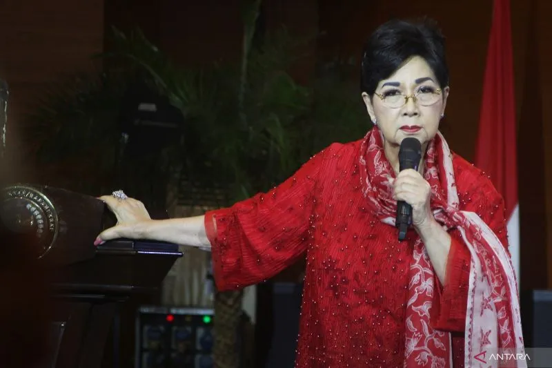Keluarga Bantah Kabar Titiek Puspa Meninggal, Disebut Masih Dirawat di ICU
