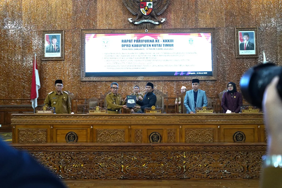 Capaian IKU Kutim 2024 Tembus 92,53 Persen, Bupati Paparkan Kinerja dalam Rapat Paripurna DPRD