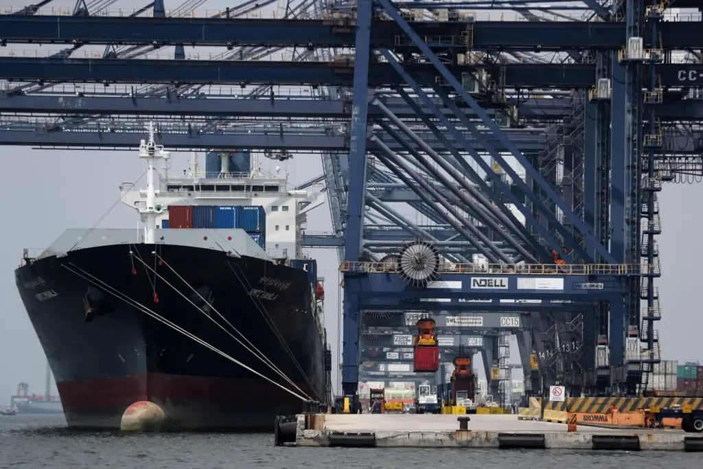 Target Substitusi Impor 35 Persen Dinilai Terlalu Ambisius