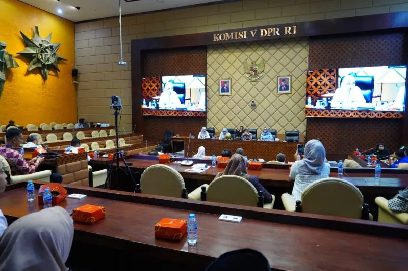 DPRD Sulsel Sampaikan Aspirasi Buruh dan Mahasiswa ke DPR RI soal Tapera, Upah, dan Kelangkaan Solar