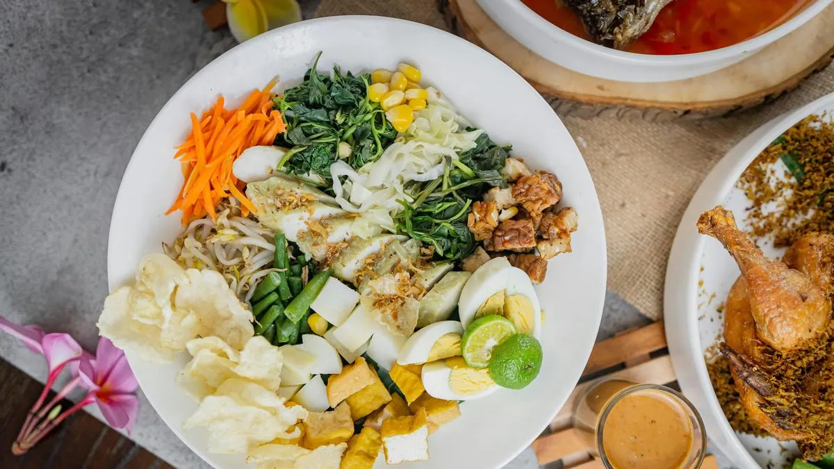 Ragam Kuliner Nusantara: Daftar Makanan Khas Indonesia dan Daerah Asalnya dari Sumatra hingga Papua