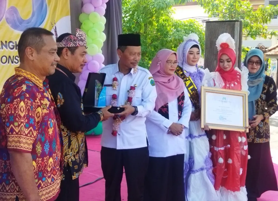Dies Natalis ke-63 SMPN 1 Krian Sidoarjo Resmikan Ecobrigh dan Gelar Program Sadar Lingkungan