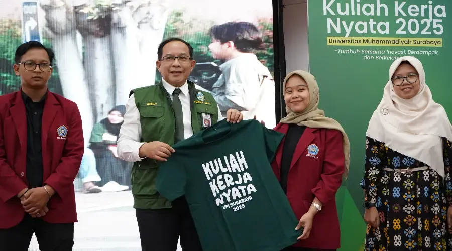 UM Surabaya Lepas 1.133 Mahasiswa KKN 2025 ke 11 Lokasi, Fokus Hilirisasi Inovasi hingga Desa