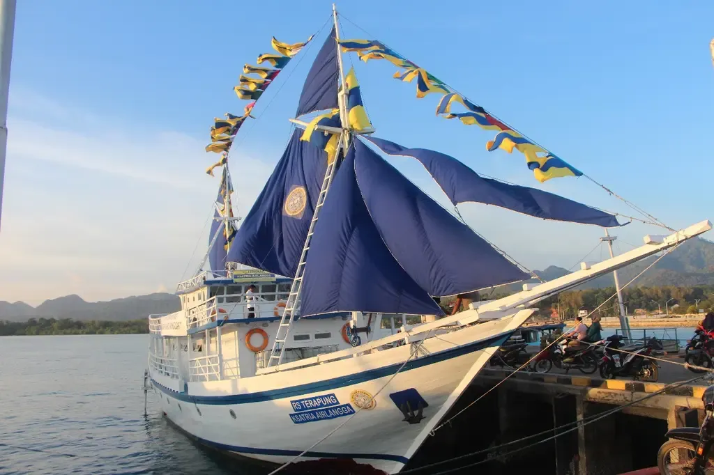 Rumah Sakit Terapung Ksatria Airlangga Bidik Layanan Kesehatan untuk Kepulauan Terpencil