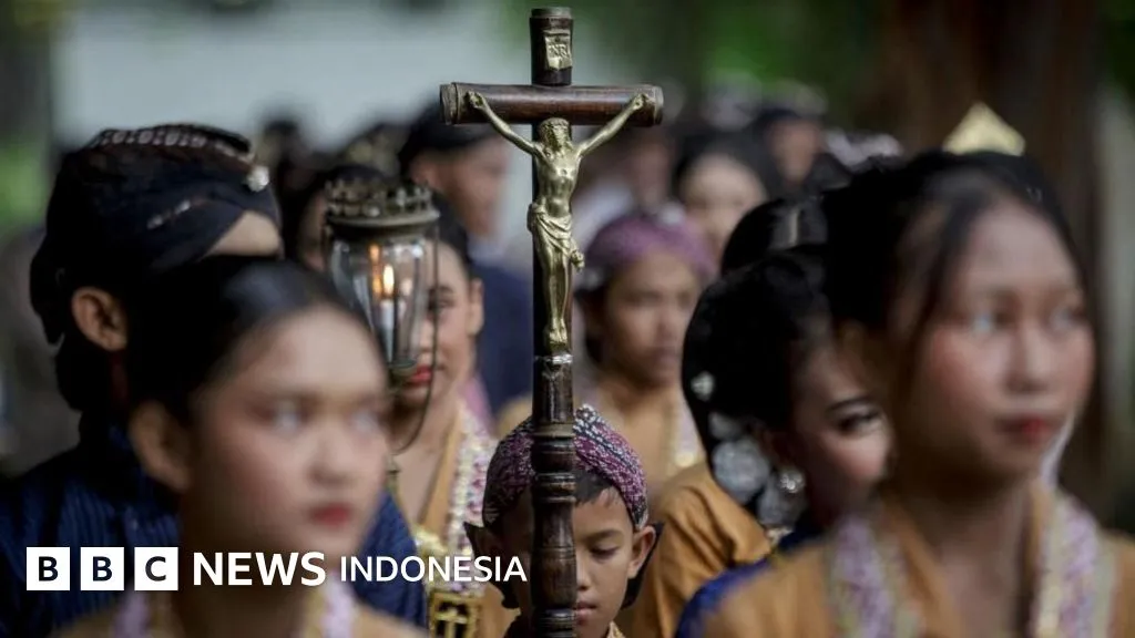 Pengaruh Paus Fransiskus dan Gereja Katolik di Panggung Global: Dari Misa Massal hingga Diplomasi Internasional