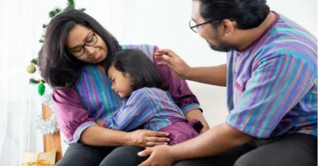 Anak Cemburu Saat Orangtua Berduaan: Ini Penjelasan Psikolog dan Cara Menyikapinya