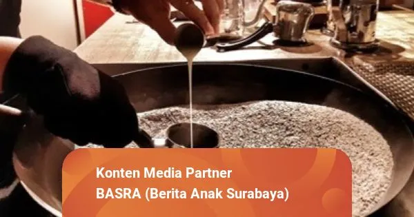 Tradisi Kopi Turki: Diseduh di Atas Pasir Panas dengan Ibrik Tembaga