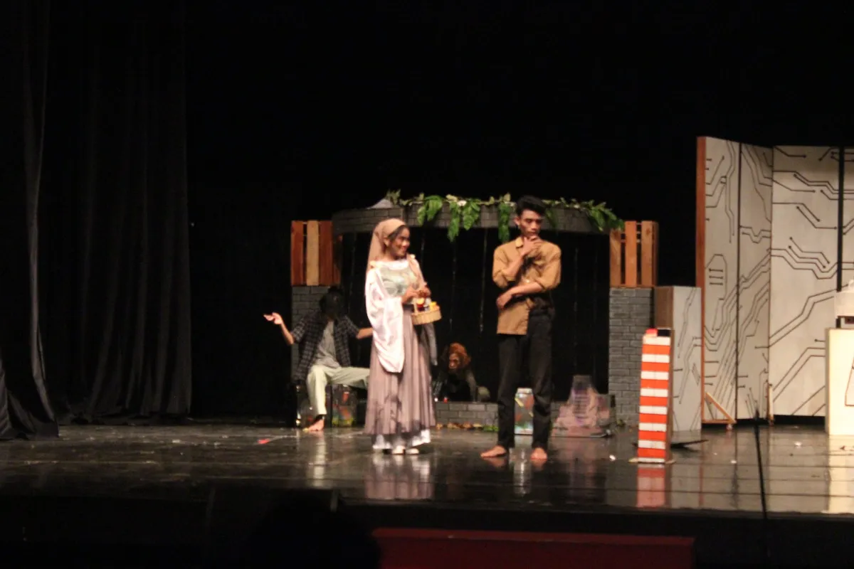 Salsabila Khairun Nadiya Pimpin BSO Teater Gardu Puisi FIB UNAIR 2025, Siapkan Program Diskusi hingga Kelas Menulis