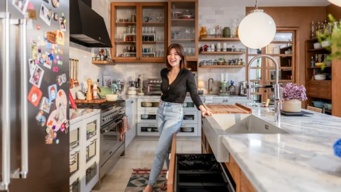 Agatha Suci Bagikan Inspirasi Dapur Open Plan yang Nyaman dan Praktis