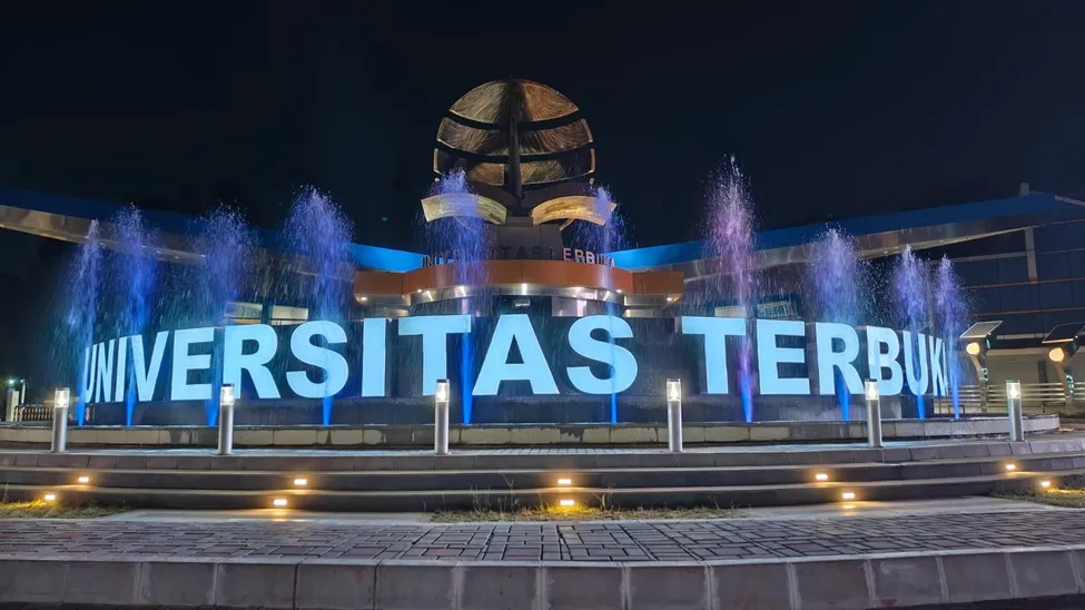 UT Menawarkan Program Pendidikan Jenjang S1, S2, dan S3