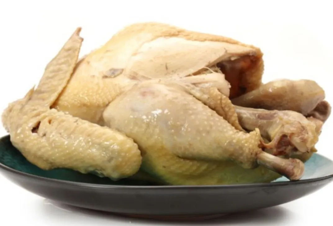 Tiga Bahan Dapur yang Disebut Bisa Membuat Ayam Kampung Lebih Empuk Tanpa Panci Presto