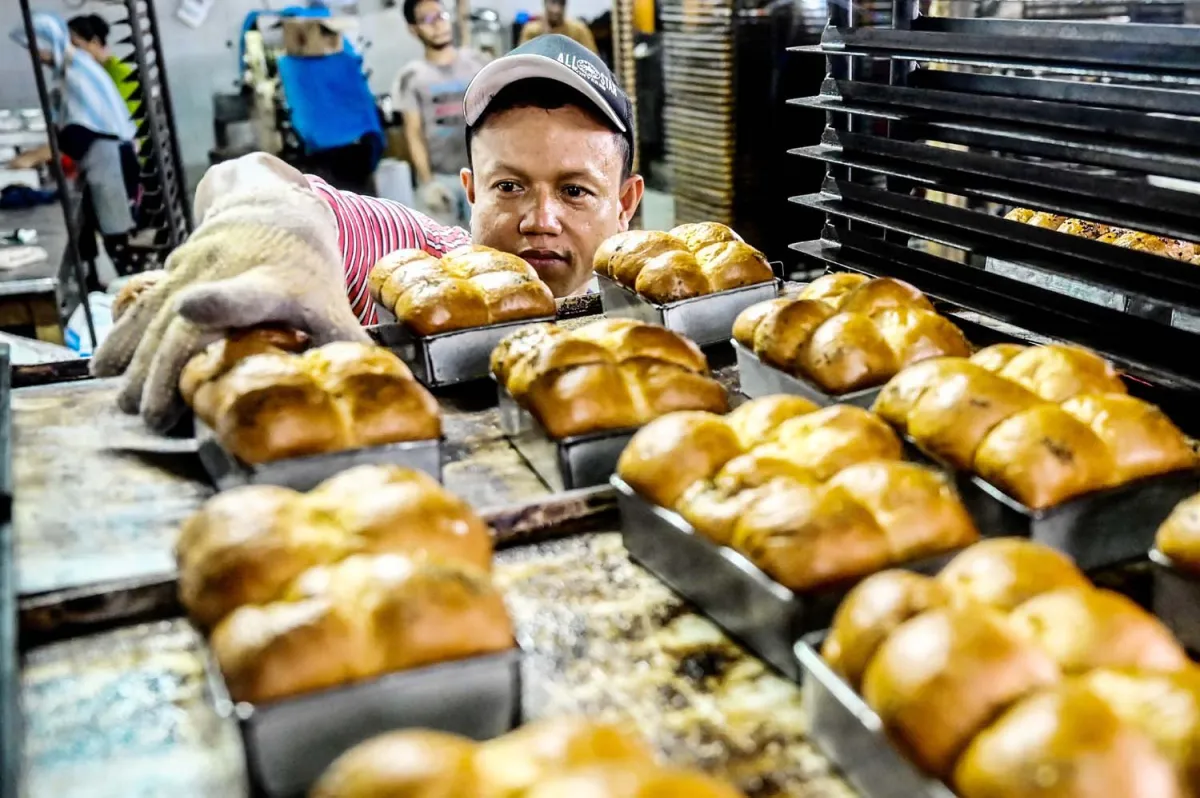 Raja Roti Cemerlang Targetkan Dana IPO hingga Rp61,215 Miliar dengan Harga Rp200–Rp210 per Saham