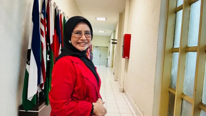 Senny Suzanna Alwasilah, Akademisi dan Penulis yang Aktif di Pendidikan, Seni, dan Sastra