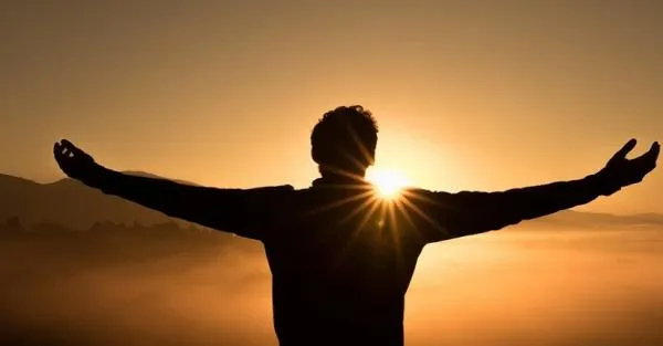 Riset Ungkap Cara Meningkatkan Kebahagiaan Lewat Kebiasaan Harian