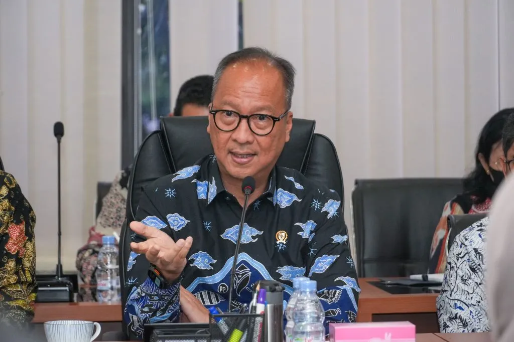 PMI Manufaktur Indonesia Naik ke 53,6 pada Februari 2025, Tertinggi dalam 11 Bulan