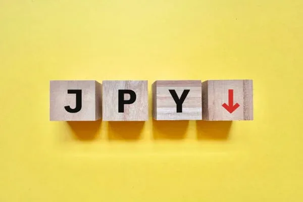 Yen Jepang Terus Melemah: Kebijakan BOJ, Kesenjangan Suku Bunga, hingga Defisit Perdagangan Jadi Sorotan