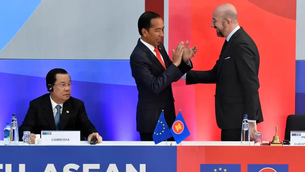 Relasi ASEAN-Uni Eropa 45 Tahun: Dari Era Perang Dingin ke Persaingan Pengaruh di Asia