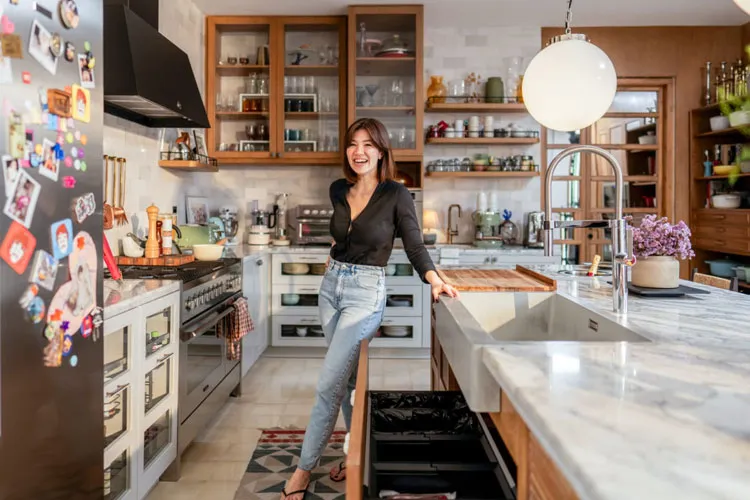 Agatha Suci Bagikan Inspirasi Dapur Open Plan yang Nyaman dan Praktis