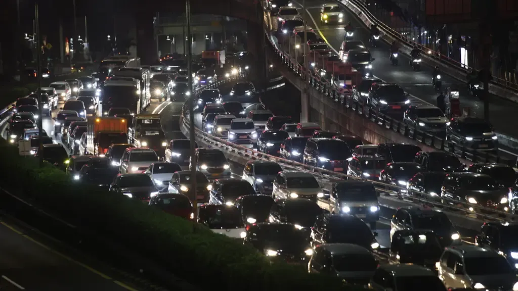 Kualitas Udara Indonesia Memburuk, PM2,5 Jabodetabek Jauh di Atas Ambang WHO