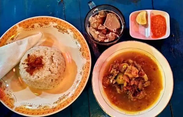Saronco Peke dan Kopi Kinca Jadi Andalan Kuliner di UmA iLoPETA Foodcourt Kota Bima