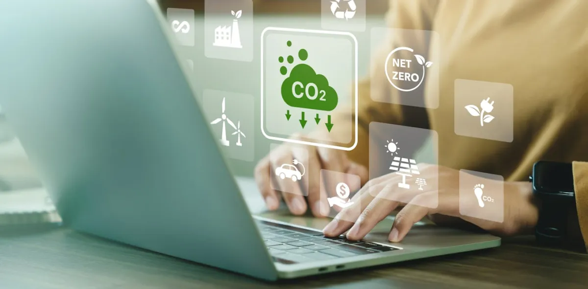 Jejak Karbon Digital: Emisi Tersembunyi dari Gadget, Jaringan, hingga Pusat Data