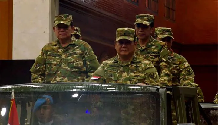 Survei CELIOS: 63% Responden Menilai Pemerintahan Prabowo–Gibran Berpendekatan Militeristik