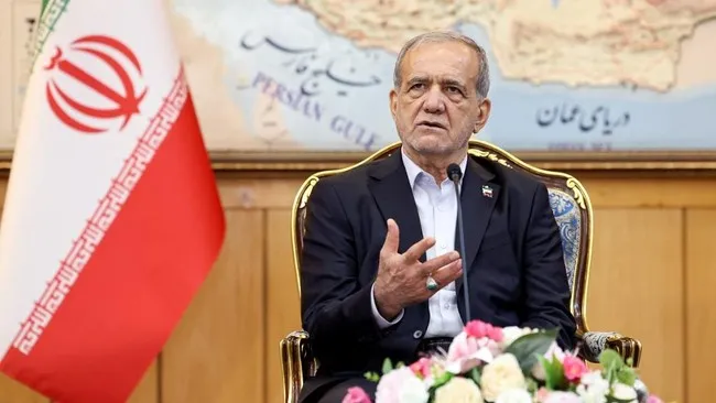 Iran Memanas dari Dalam: Retaknya Elite Pasca Kematian Khamenei, dan Mengapa Dunia Menahan Napas