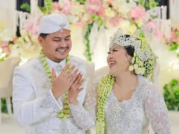 Rully Anggi Akbar Tegaskan Rumah Tangga dengan Boiyen Baik-baik Saja di Tengah Dugaan Penggelapan Dana Investasi